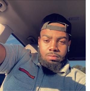 Meet your Posher, Devin